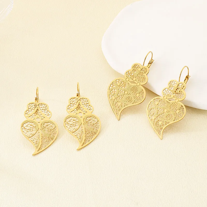 Hollow Metal Heart Leaf Stainless Steel Earrings Vintage Ethnic Water Drop Jewelry Women