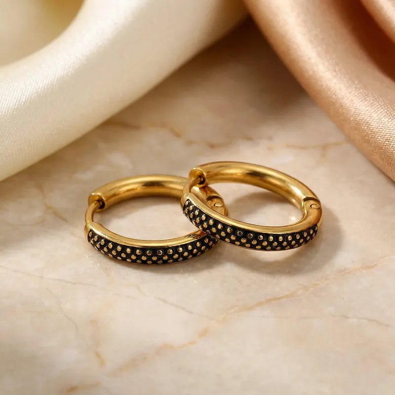 Fashionable Round Stainless Steel 18K Gold-Plated Earrings and Accessories Wholesale