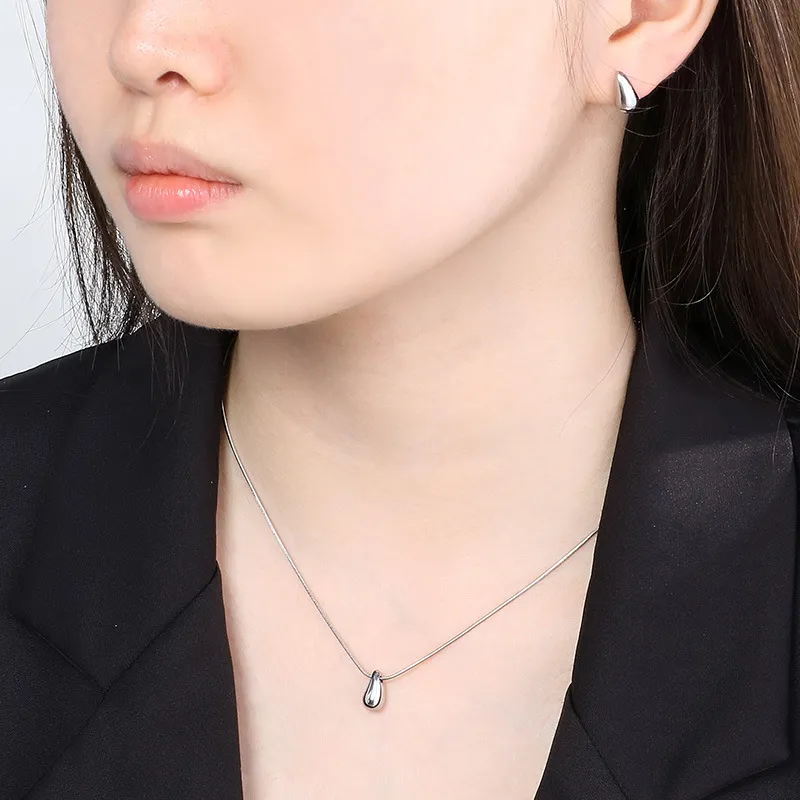 Trendy and Fashionable Stainless Steel Chubby Droplet Shaped Ring Bracelet Earring Necklace Four Piece Set