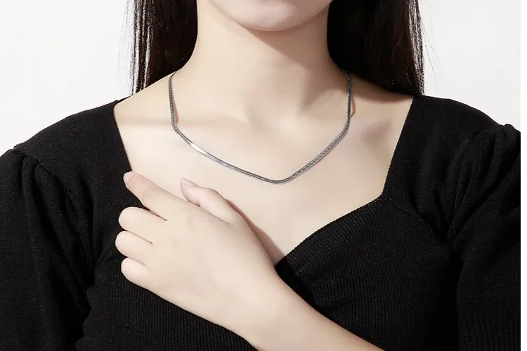 European and American Creative Personalized Chain Bracelet Stainless Steel Cool Style Women's Short Blade Chain Necklace