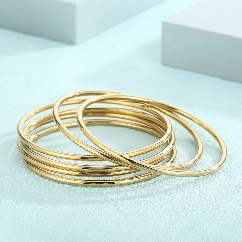 Stainless Steel Jewelry Circular Bangle Suitable for Women's Daily Wear
