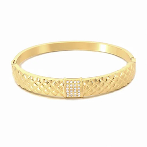 Trendy Diamond-Encrusted Stainless Steel 8K Gold-Plated Buckle Bracelet for Women Jewelry