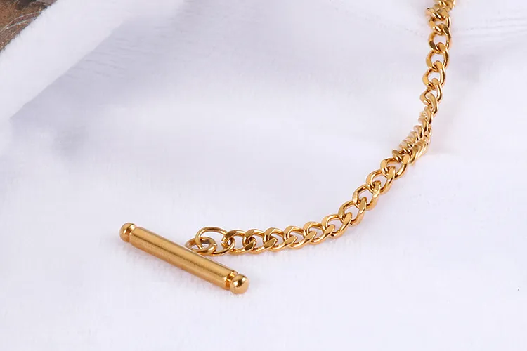 European American Queen Coin Necklace Personalized Fashionable Gold Clavicle Chain Women Wholesale