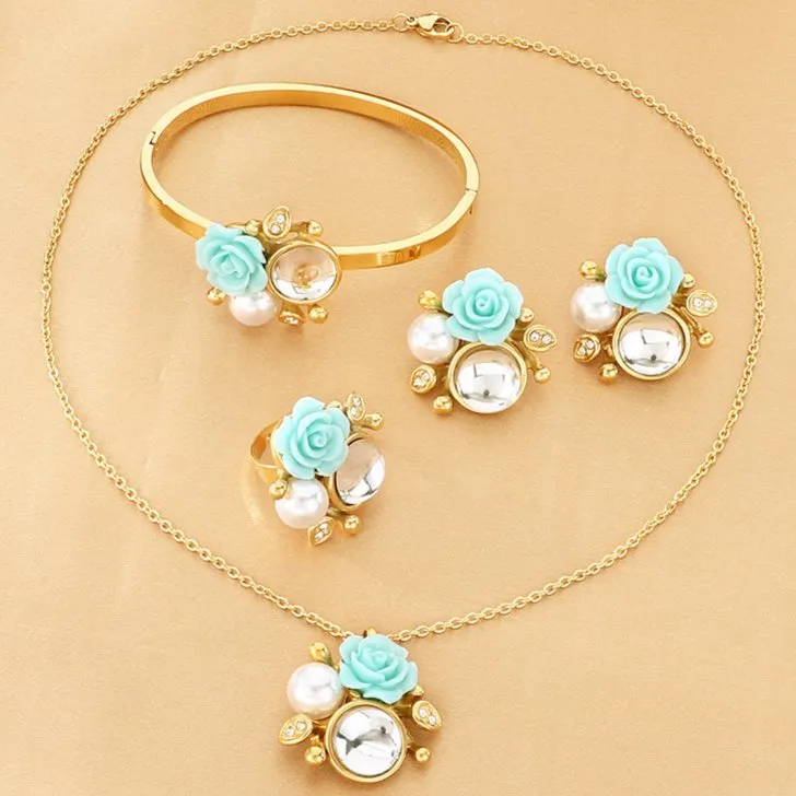 Luxurious Four-Piece Rings Bracelets Jewelry Set with Pearl and Rose Inlays