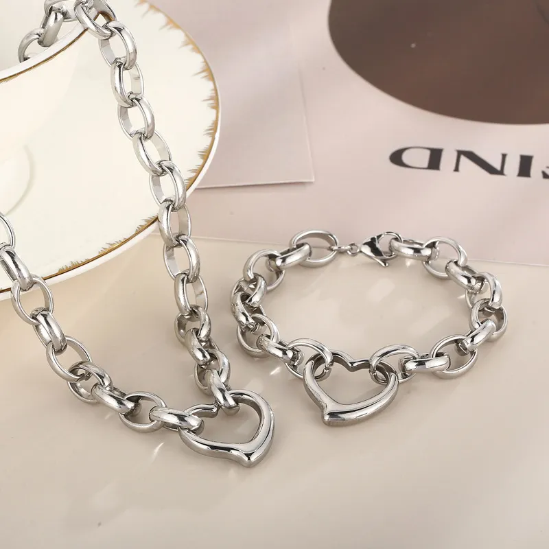 Fashion Stainless Steel Heart Pendant Earrings Bracelet Necklace Set Jewelry Accessories