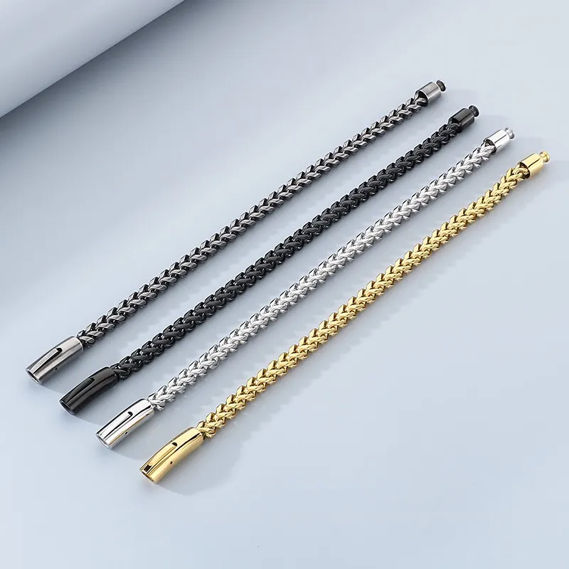 Niche Design Ins Style Stainless Steel Chain Bracelet Suitable for Daily Wear