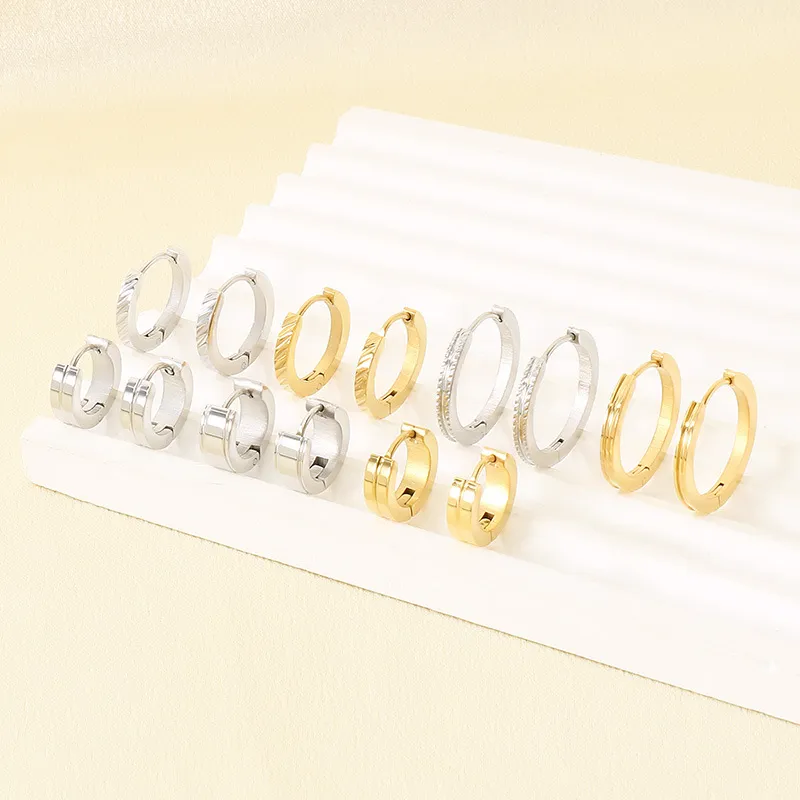 Classic Curved Small Hoop Huggie Earrings 18K Gold Plated Minimalist Stainless Steel Earrings