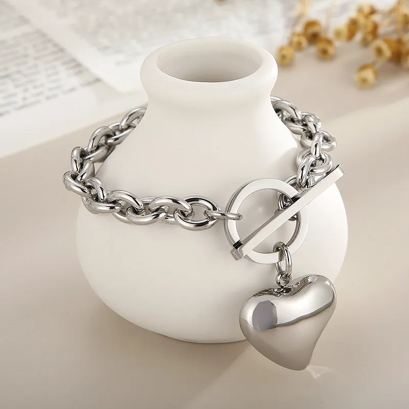 Simple Love Necklace Bracelet Stainless Steel Hollow Peach Heart Jewelry Set