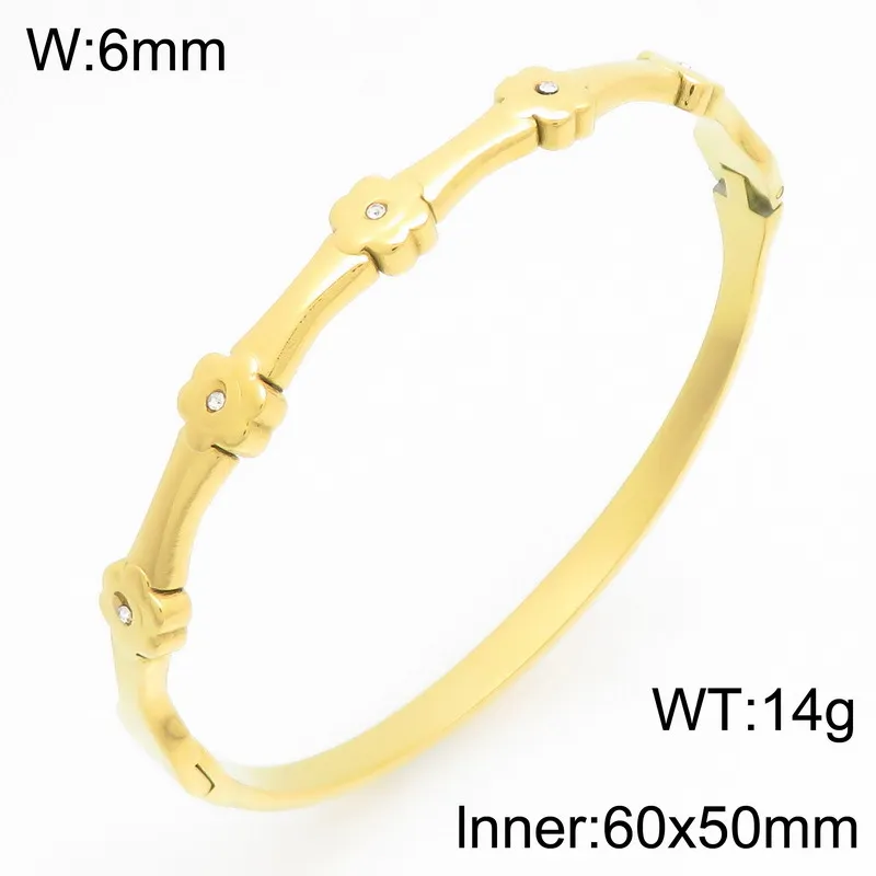 Diamond-Encrusted Bamboo-Shaped Stainless Steel Bracelet, a Unique and Luxurious Starry Heart-Shaped Bangle