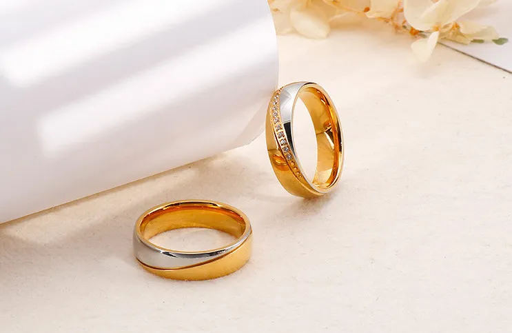 Cross-Border Hot-Selling Two-Tone Gold Stainless Steel Couple Rings with Diamonds