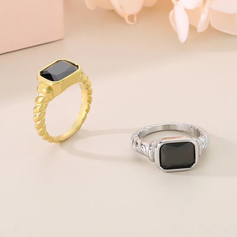 Stainless Steel Square Inlaid Glass Ring, European and American Retro Color Ring Jewelry