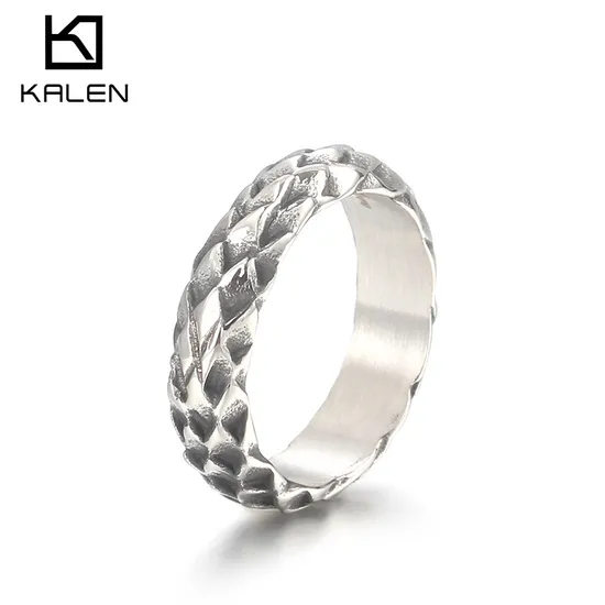 Simple and Individualistic Anti-Scale Ring, China-Chic Punk Retro Vintage 6mm Vacuum Plated Snake Scale Stainless Steel Men's Ring