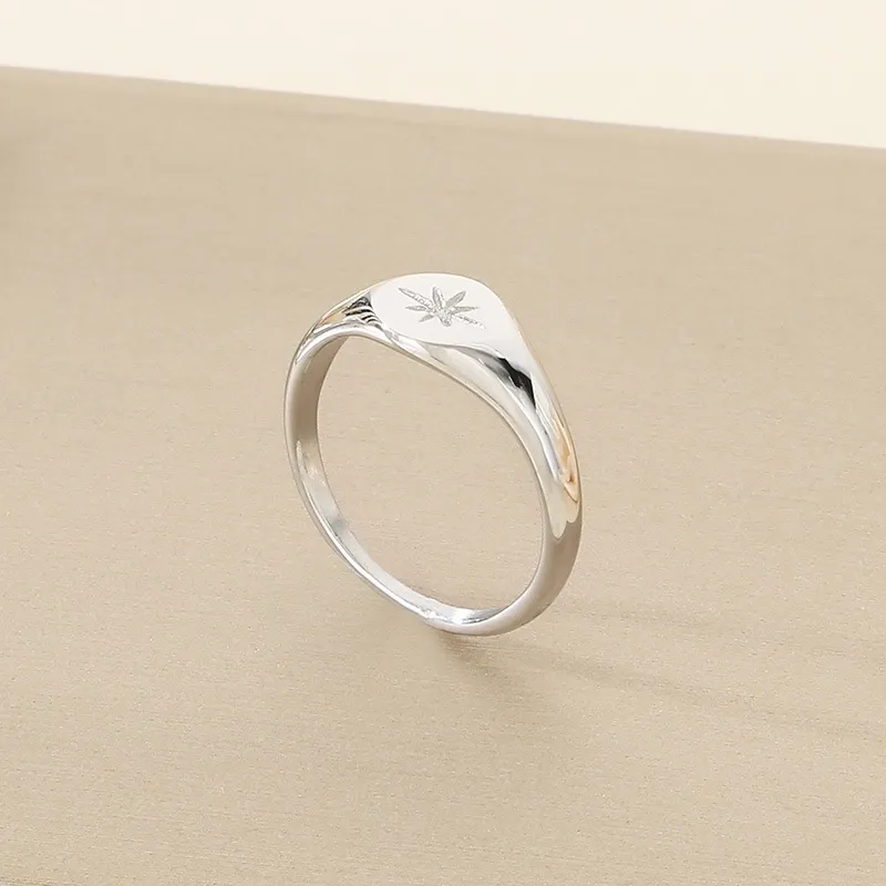 Simple Heart-Shaped Diamond-Encrusted Eight-Pointed Star Ring Multi-Color 18K Gold-Plated Stainless Steel Ring
