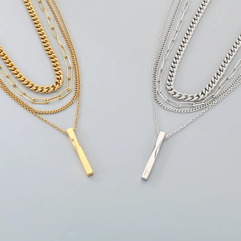 Trendy People Wear Multi-Layered Chain Necklaces with a Sense of Luxury, Twisted Metal Bars, Small Gold Bars, Stainless Steel Pendants, and Necklaces