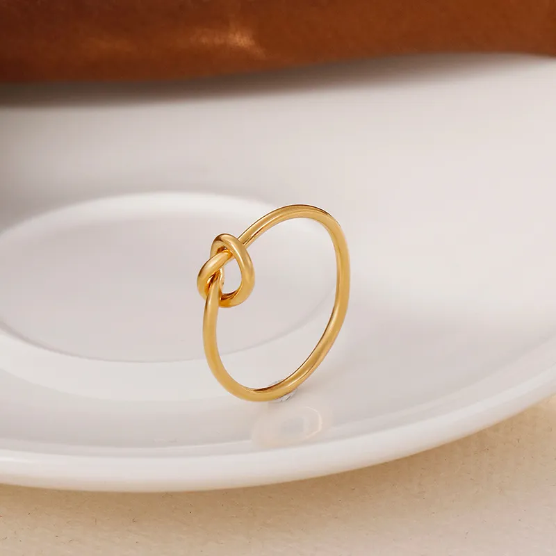 Fashion Commuting Stainless Steel Creative Hollow Knot Temperament Girl Ring Jewelry Wholesale