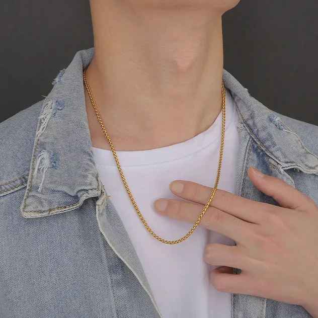 Factory Direct Wholesale 3mm Japanese and Korean Style Clavicle Chain with Matching Chain, Fashionable and Minimalist Titanium Steel Flower Basket Chain Unisex