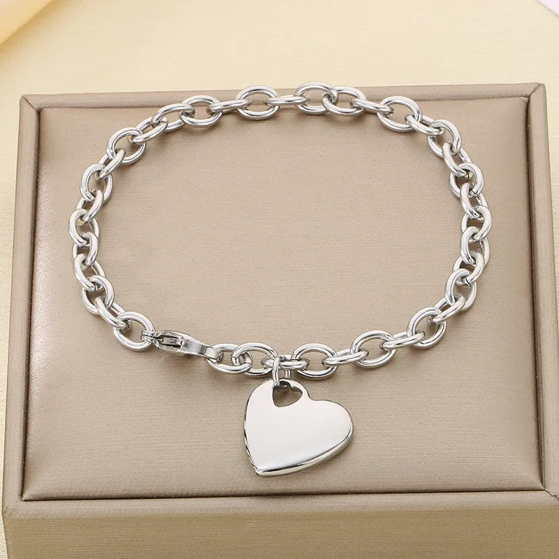 Fashion Ins Heart Pendant O-Chain Bracelet Personalized Minimalist Love Stainless Steel Bracelet