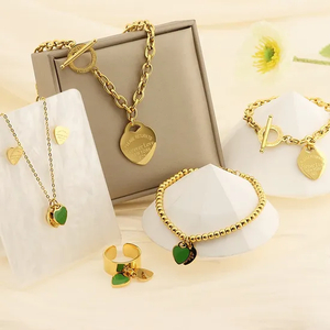 18K Gold Plated Open Heart-Shaped Clavicle Chain with Multi-Color Epoxy Resin Stainless Steel Ring Set