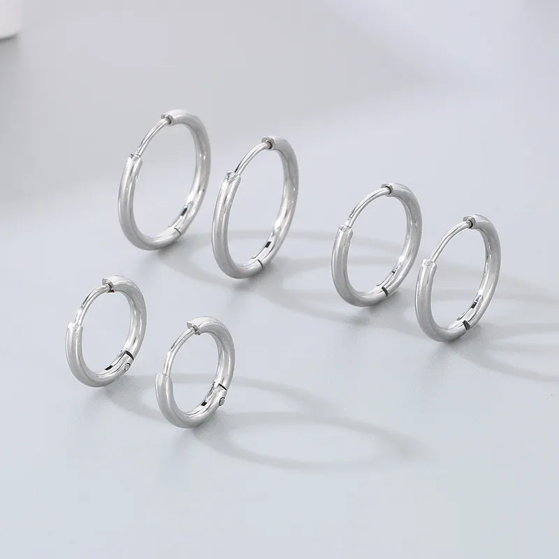 Fashion 18K Gold-Plated Stainless Steel Round Huggie Earrings Versatile Hoop Earrings Wholesale Men Women