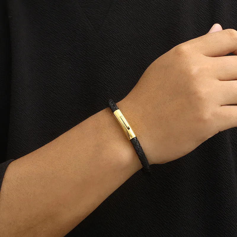 Men's Personalized Leather Rope Weaving Bracelet Stainless Steel Snap Button Trendy Men's Simple Plain Circle Bracelet