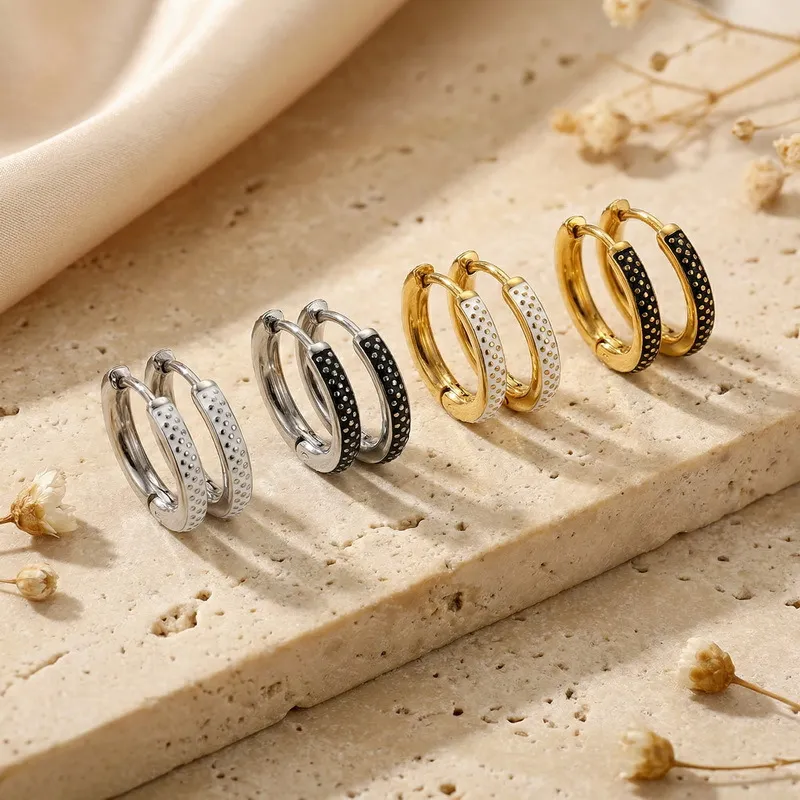 Fashionable Round Stainless Steel 18K Gold-Plated Earrings and Accessories Wholesale