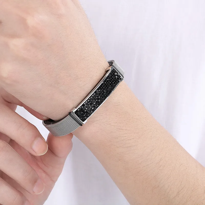 European and American Jewelry Straps, Woven Leather Curved Bracelets, Stainless Steel Bracelets That Can Be Engraved with Letters
