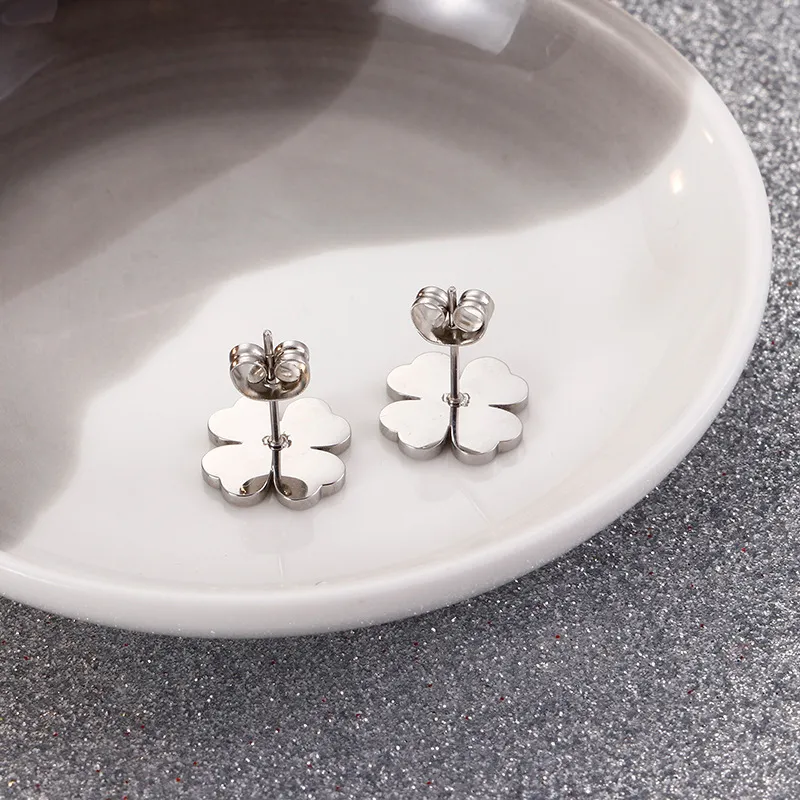Japanese Korean Fashion Four-Leaf Clover Stainless Steel Studs Earrings 18K Gold-Plated Earrings