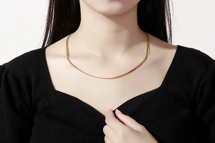 European and American Creative Personalized Chain Bracelet Stainless Steel Cool Style Women's Short Blade Chain Necklace