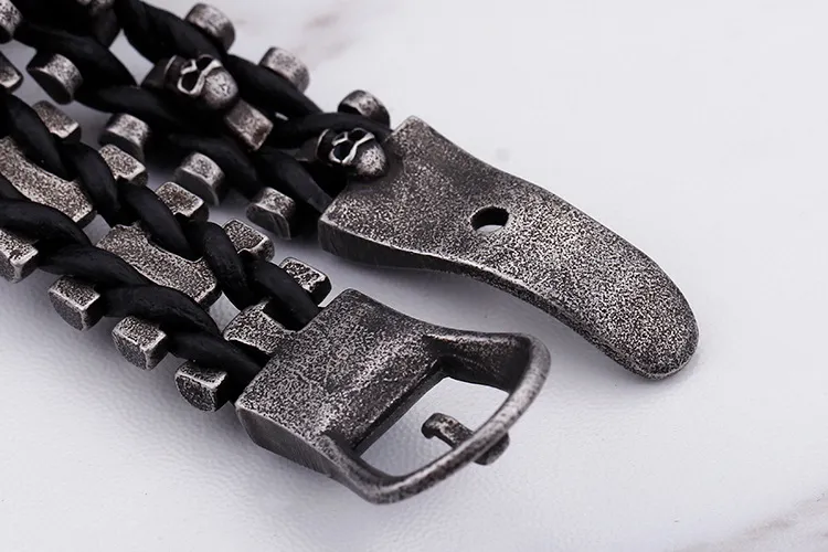 Men's Punk Style Stainless Steel Creative Skull Woven Leather Bracelet Accessory