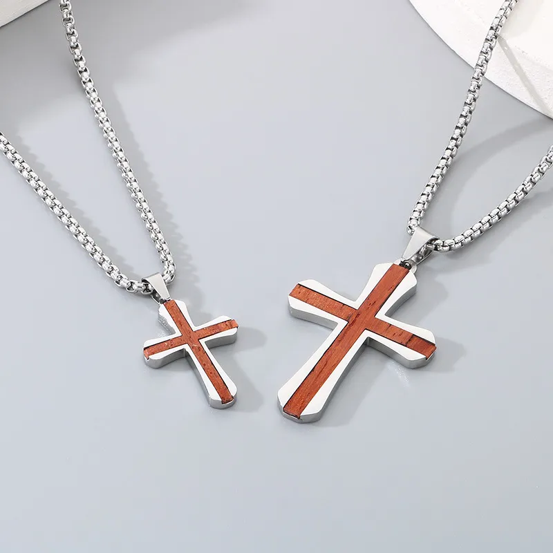 Fashion Personalized Stainless Steel Inlaid Red Pear Solid Wood Cross Pendant