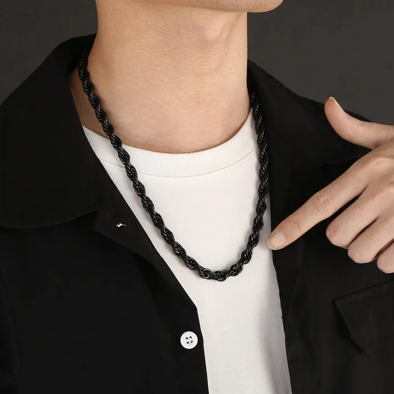 Simple and Domineering Hip-Hop Rock Style Fried Dough Twists Chain, Clavicle Trendy Stainless Steel Necklace for Men and Women Couple