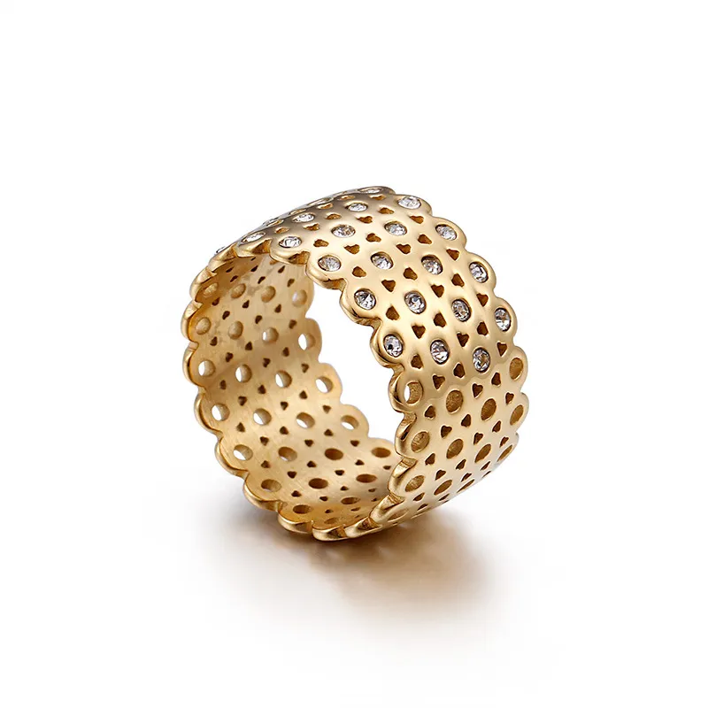 Popular Vacuum-Plated 18K Gold Openwork Diamond-Set Ring