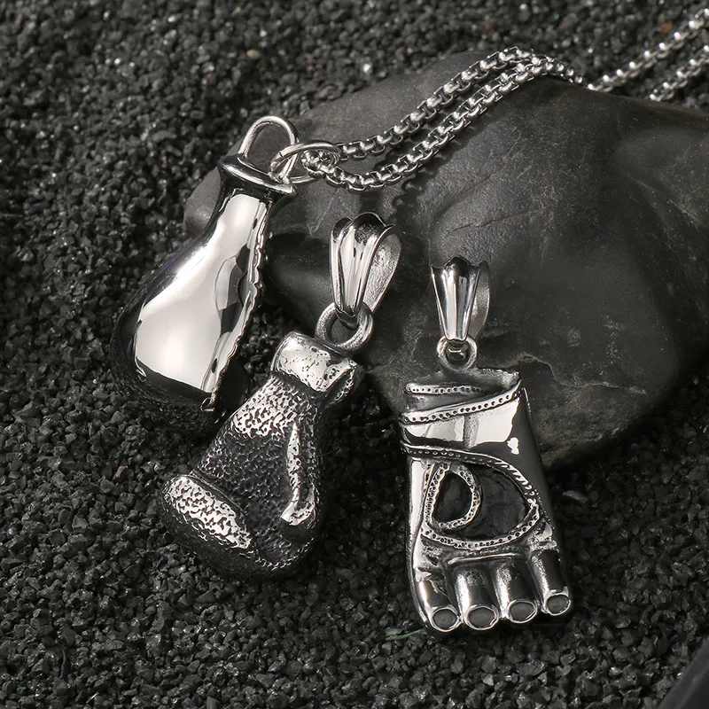 Domineering Personality Boxing Series Sports Hanging Decorations, Vintage Fashion Distressed Stainless Steel Men's Fitness Boxing Gloves Pendant Necklace