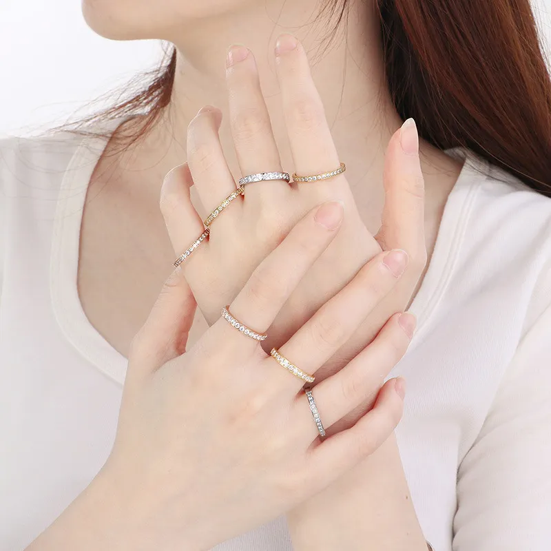 Luxurious Stainless Steel Ring for Women with Single Row of Diamond-Set Stainless Steel Band