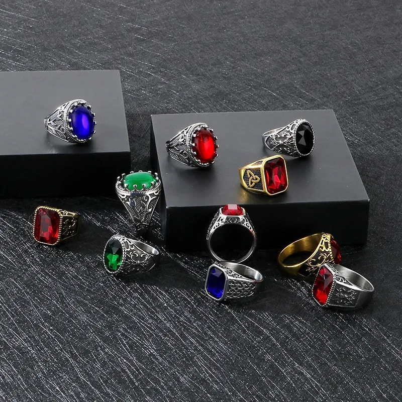 Vintage Viking Court Style Luxury Fashion Jewelry-Inlaid Carved Stainless Steel Men's Ring