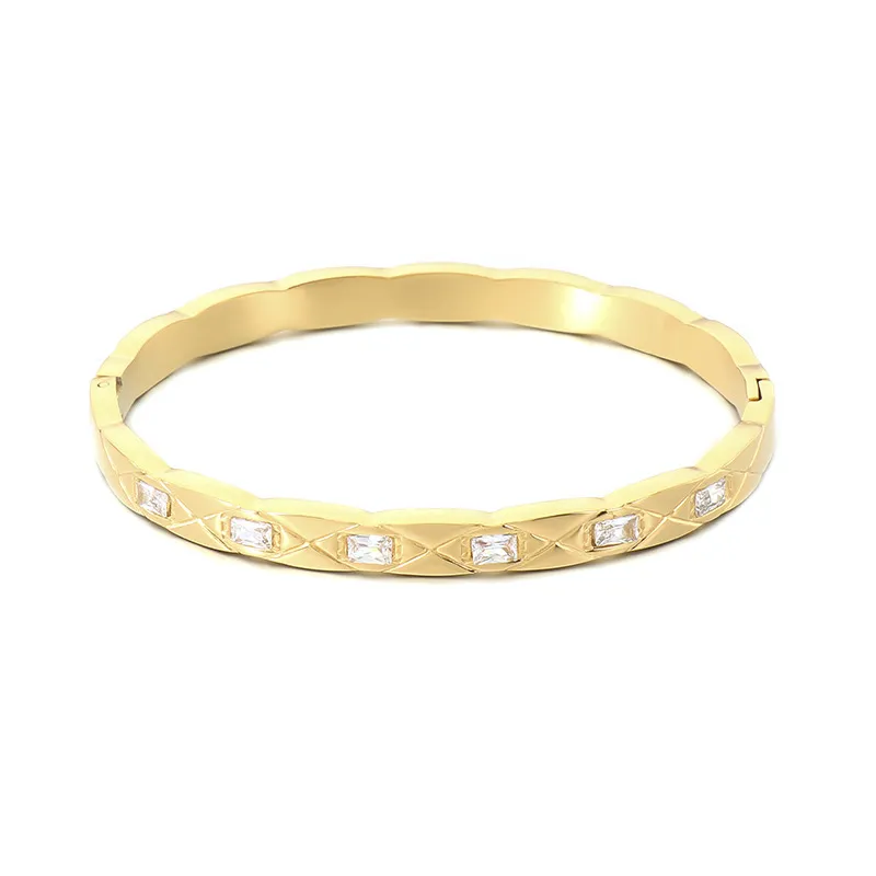 European and American Popular Fashion High-End Starry Stainless Steel Bracelet for Women 18K Gold Plated Bangles