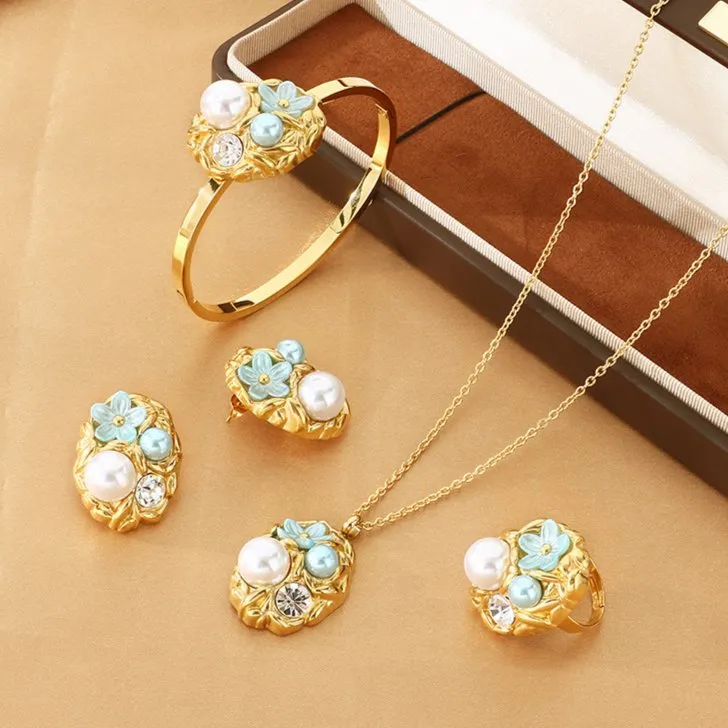 Chic Stainless Steel Set Featuring Exaggerated Pearl Inlay