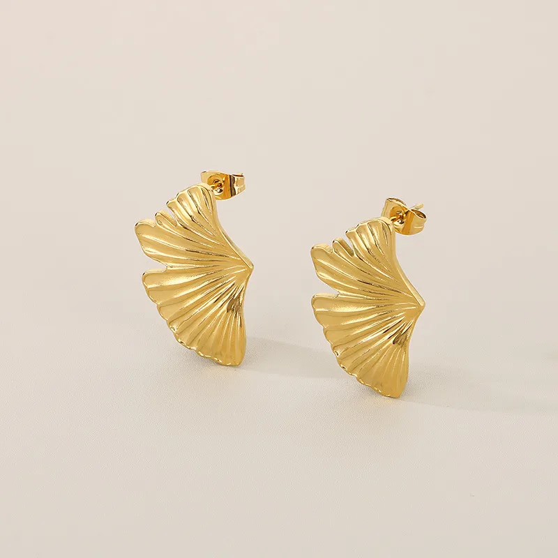 Fashionable and High-End Stainless Steel Irregular Flower Shaped Women's Atmospheric Gold Earrings