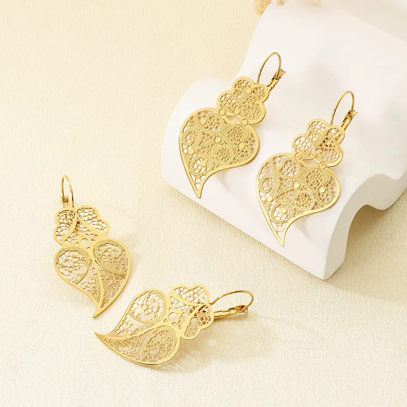 Hollow Metal Heart Leaf Stainless Steel Earrings Vintage Ethnic Water Drop Jewelry Women