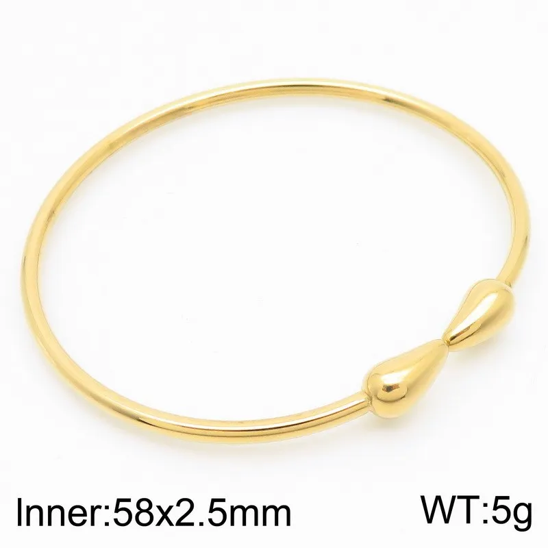 Trendy and Fashionable Stainless Steel Chubby Droplet Shaped Ring Bracelet Earring Necklace Four Piece Set