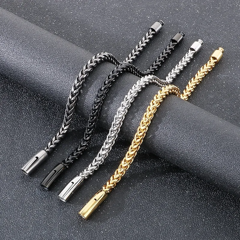 Trendy Vintage-Style Bracelet with a Dragon Bone Chain Design, Featuring European and American Retro Fashion, Simple Stainless Steel, Round and Polished, Revers