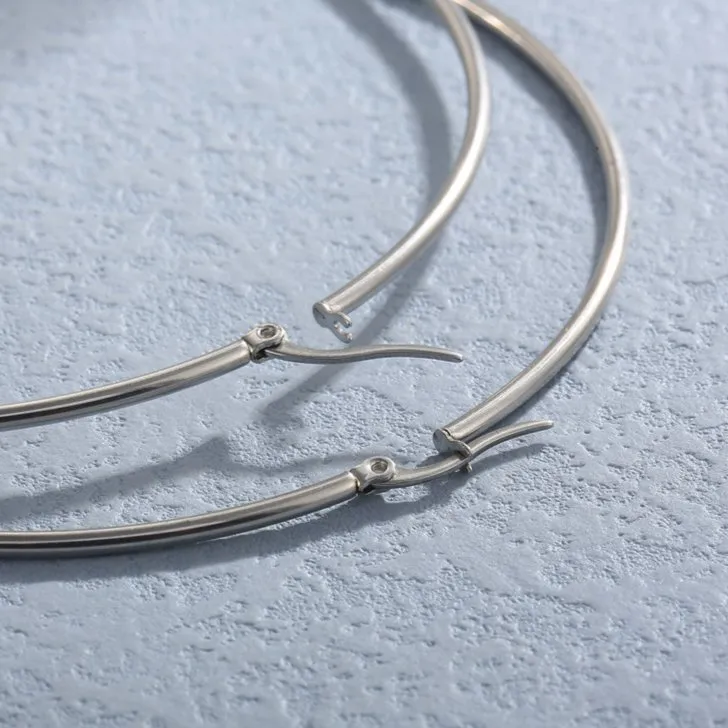 Wholesale Large Hoop Earrings: Simple and Chic Women's Jewelry