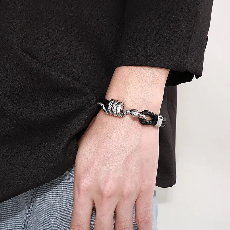 Fashionable Stainless Steel Winding Snake Animal Connection Hand Rope Woven Leather Men's Bracelet