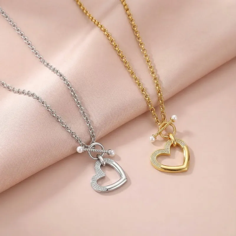 Fashion Jewelry Set Personalized Hollow Heart Pendant Stainless Steel Necklace Women Wholesale