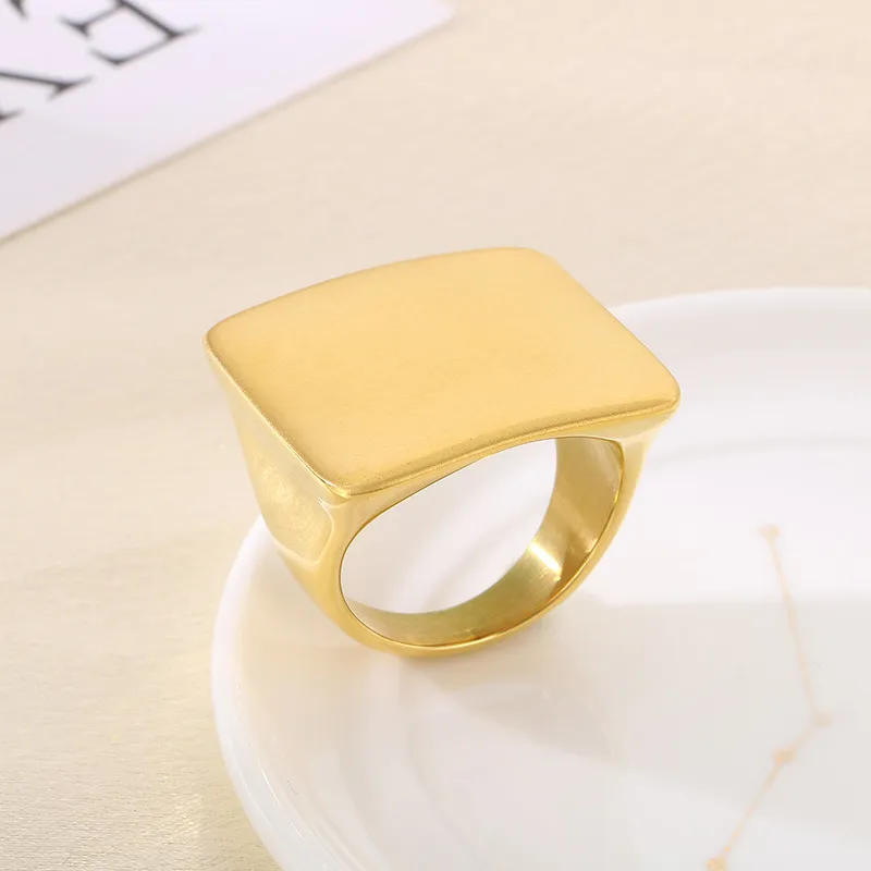 Sandblasted Surface with Laser-Engravable Logo Rings for Men and Women