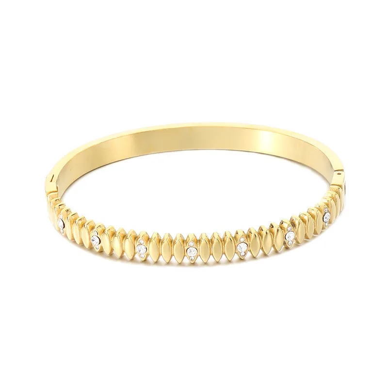 18K Gold-Plated Stainless Steel Gold Bracelet Diamond-Encrusted Bangle for Women