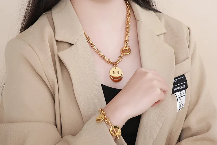 Stainless Steel Exaggerated Personality Creative Smiling Face Ot Buckle Bracelet Necklace Set for Women's Jewelry