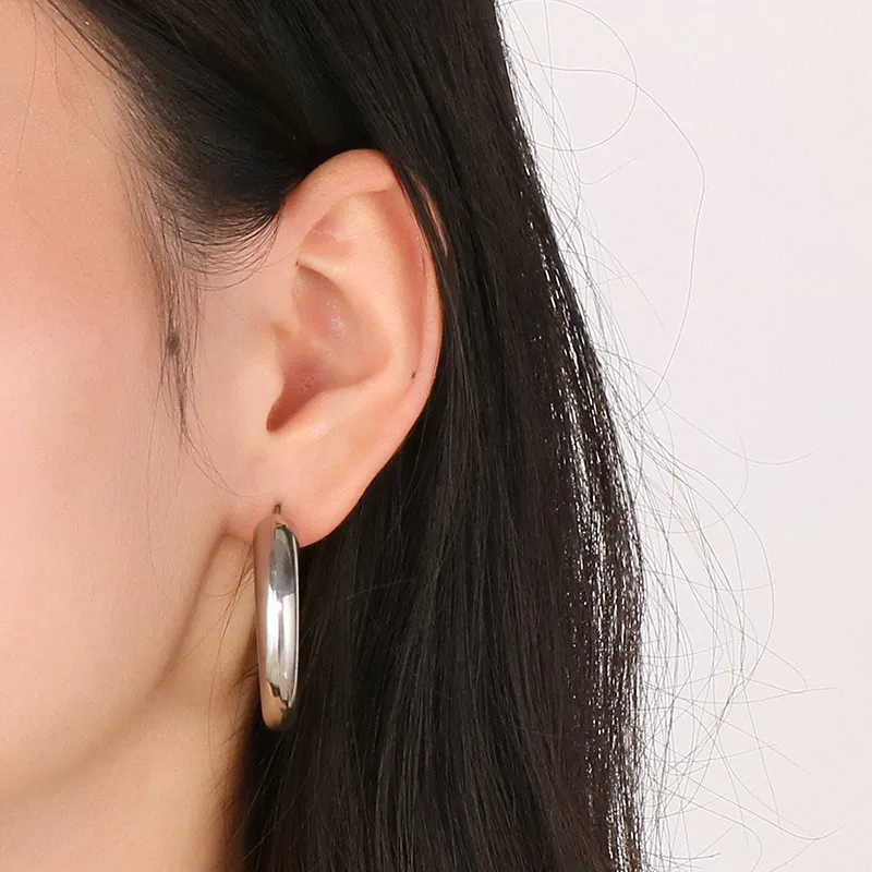 French Vintage Stainless Steel Earrings French Geometric Hollow Earrings 18K Gold-Plated Jewelry