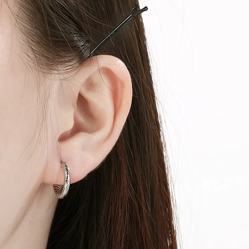 European Ins Striped Plain Round Stainless Steel Huggie Earrings Unisex Versatile Hoops Earrings