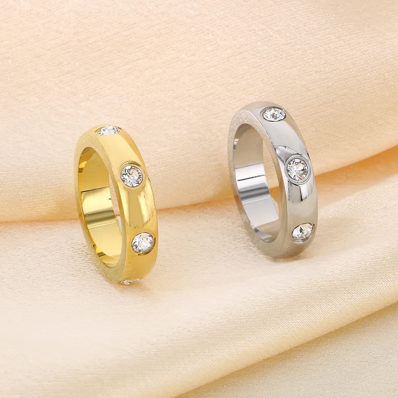 Fashionable and Sweet Single Row Diamond Studded Ring Stainless Steel Multi Style 18K Gold Plated Ring Jewelry Wholesale